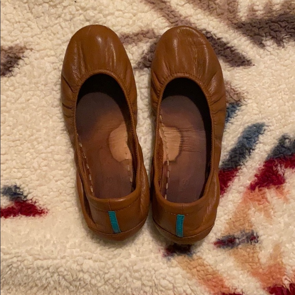 PRELOVED TIEKS